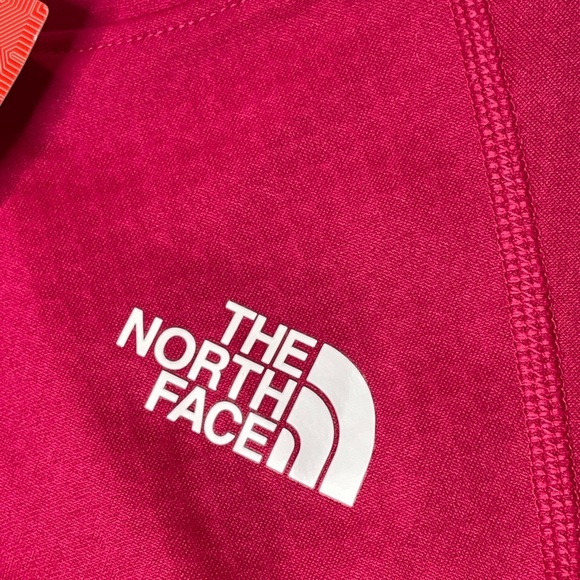 The North Face‎ Women’s Flash Dry Long Sleeve Textured Crew Neck Track Shirt - Picture 7 of 10